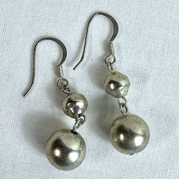 Lot of 3 Pairs Silver Tone Dangle Earrings – Tassel, Bead, Geometric Oval - Picture 3 of 5